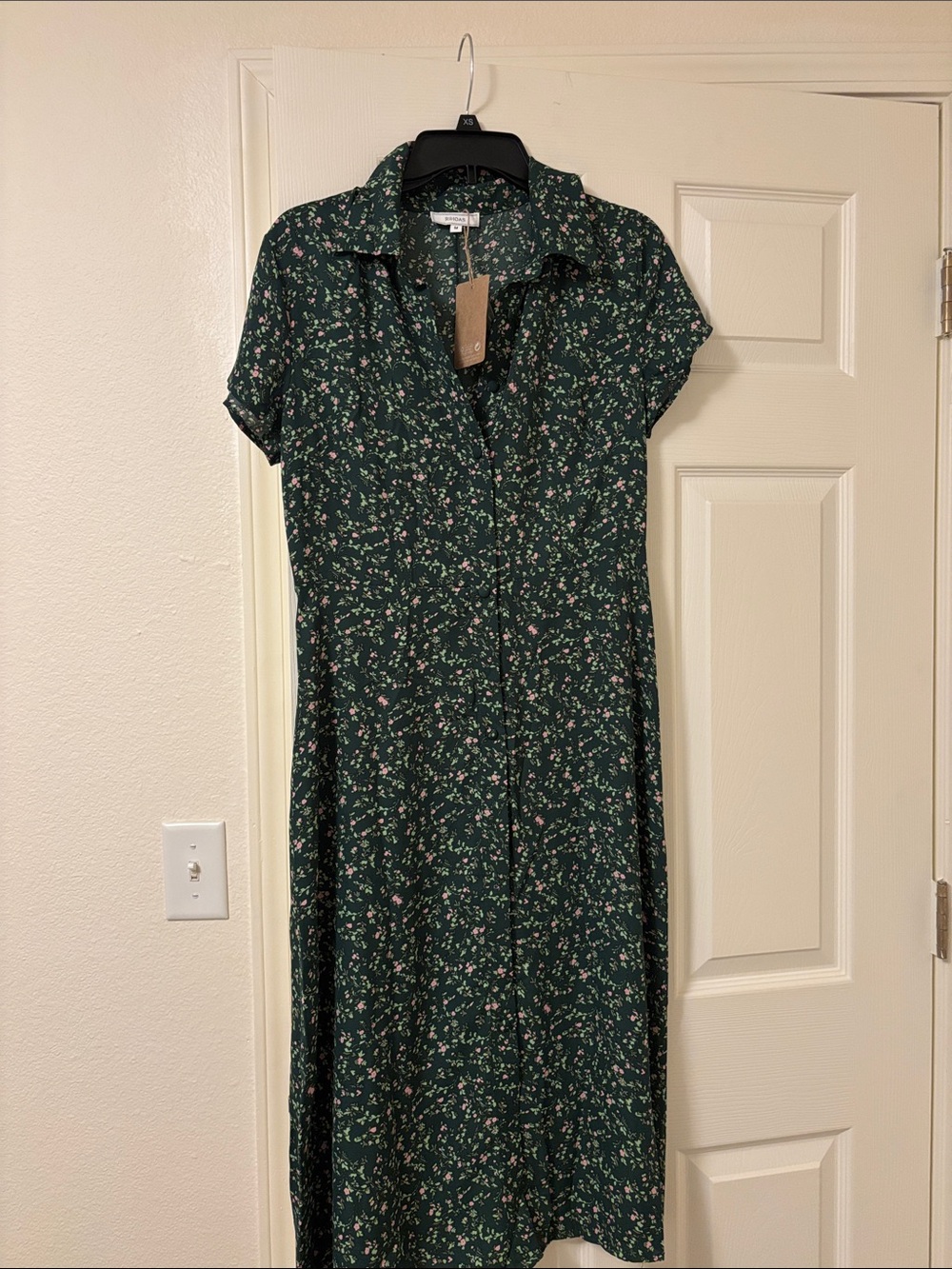 RIHOAS Green Floral Button-Down Midi Dress - Picture 3 of 3